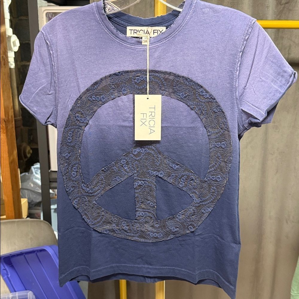 Tricia Fix Navy Blue Short Sleeve Tee with Lace Peace Sign - Picture 2 of 2
